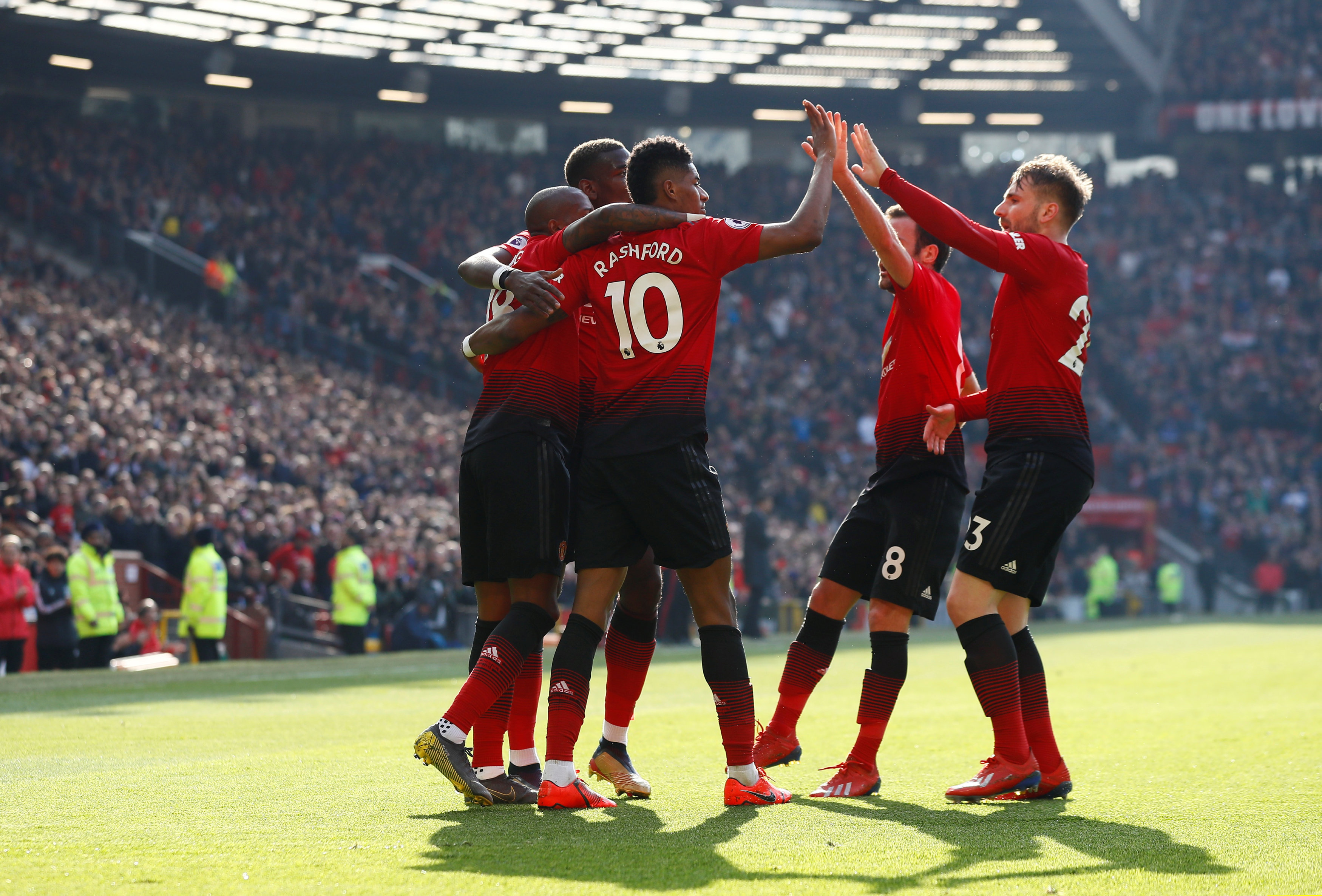 在湖人退役 在湖人退役