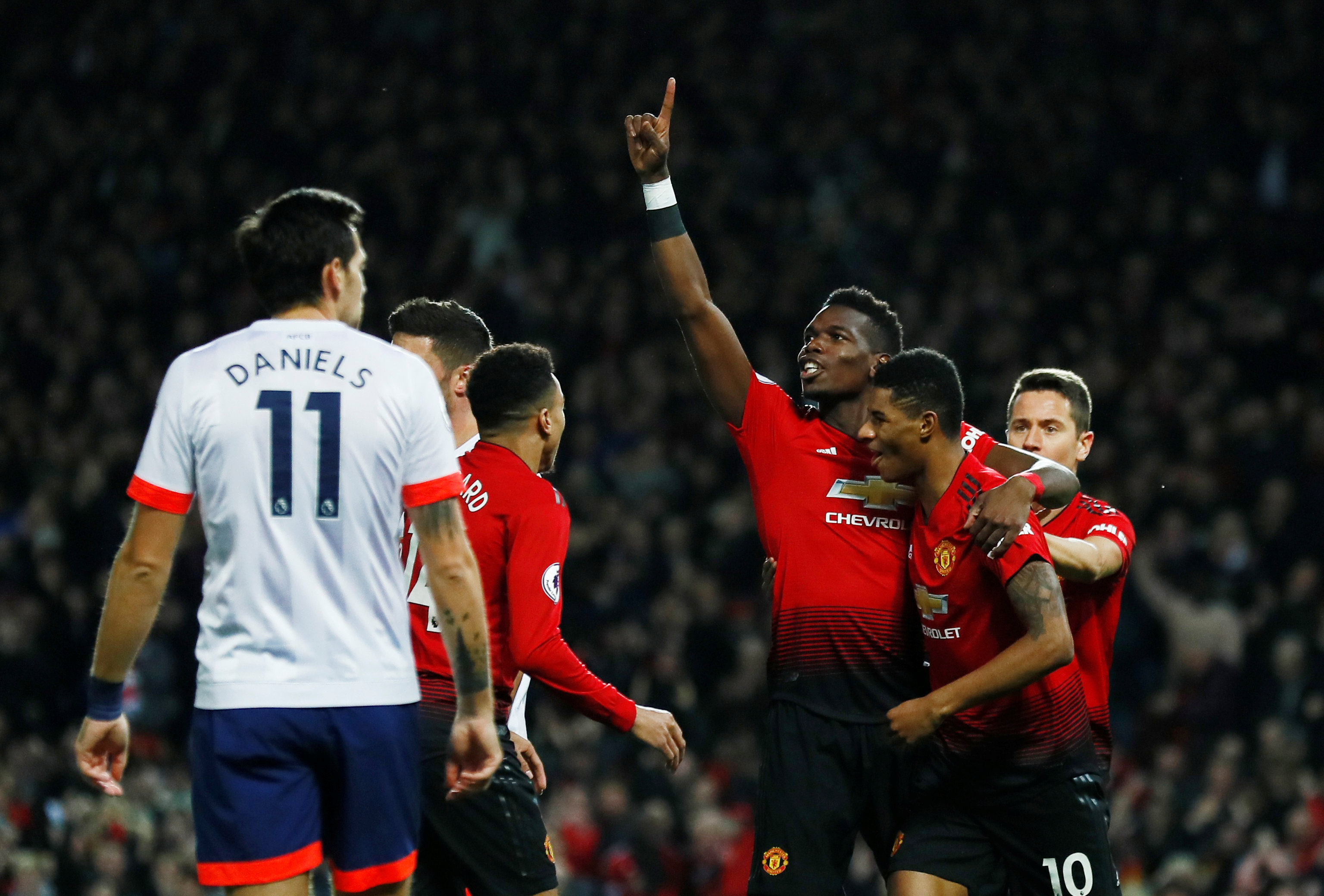 如何在两名 如何在两名